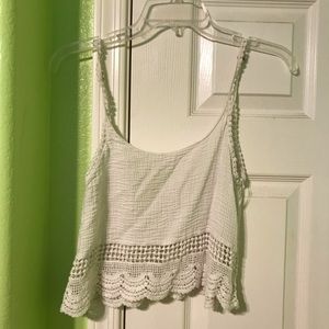 White cropped tank